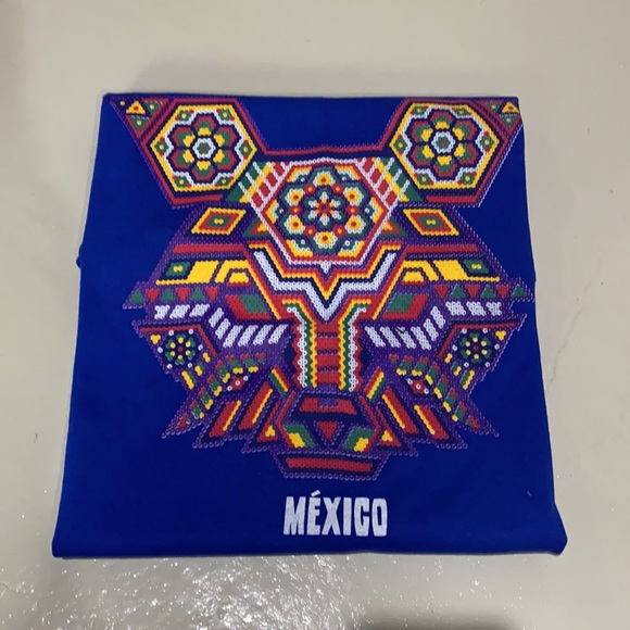 Mens  T Shirt Lobo Chaquira Large - Picture 2 of 5